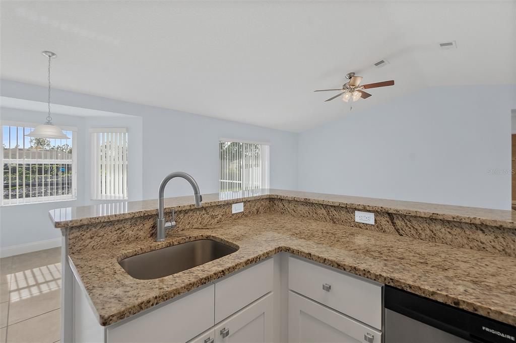 Active With Contract: $269,000 (3 beds, 2 baths, 1301 Square Feet)