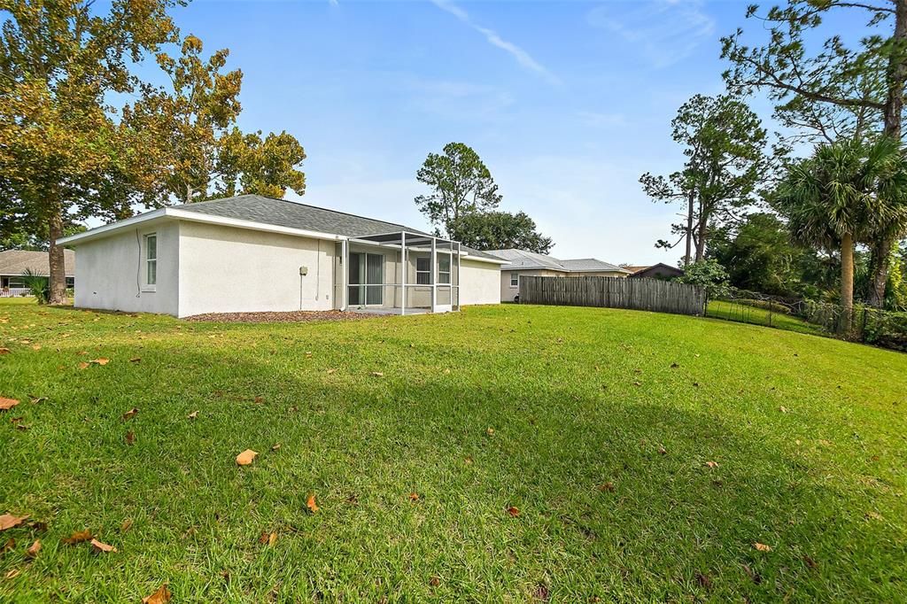 Active With Contract: $269,000 (3 beds, 2 baths, 1301 Square Feet)