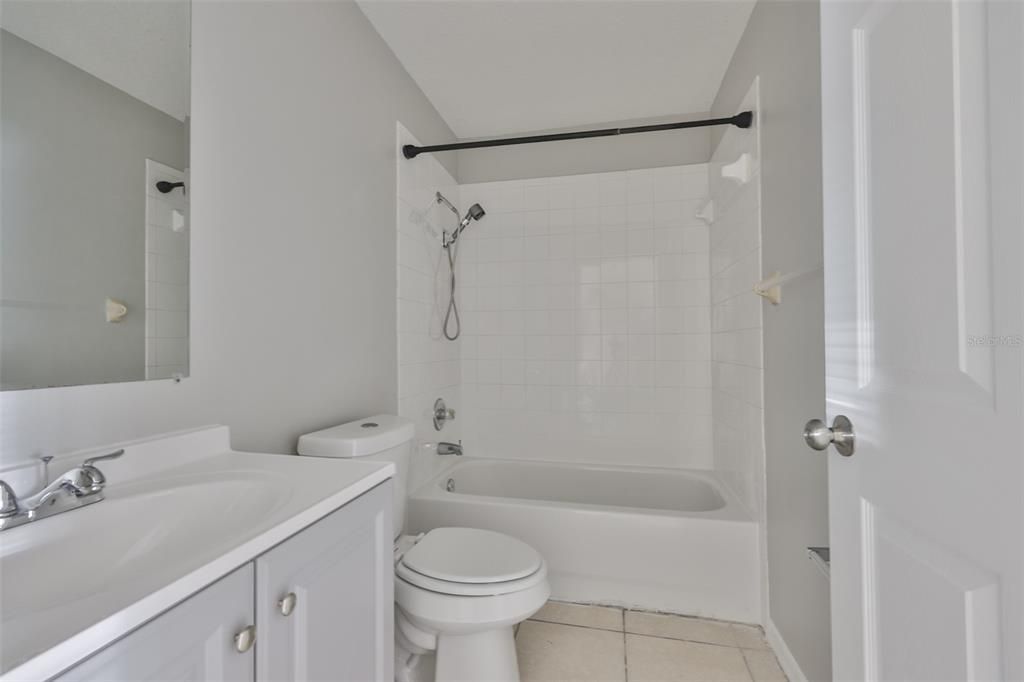 出租: $2,150 (4 贝兹, 2 浴室, 1320 平方英尺)