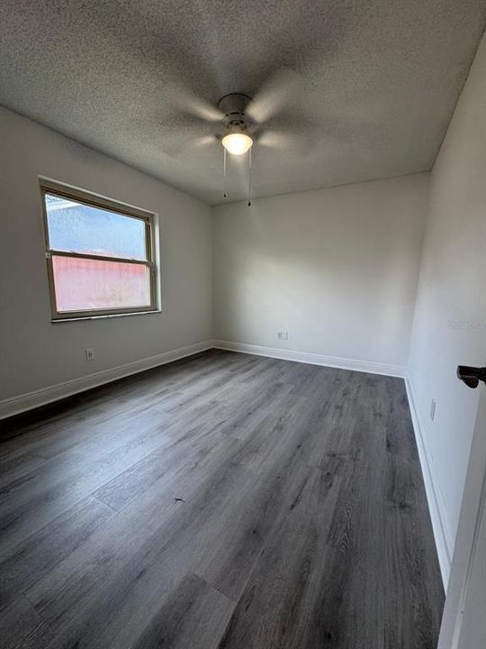 En Venta: $579,900 (4 camas, 2 baños, 1845 Pies cuadrados)