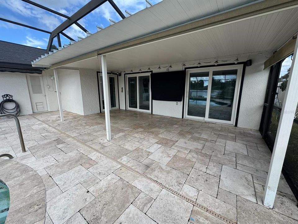 En Venta: $579,900 (4 camas, 2 baños, 1845 Pies cuadrados)