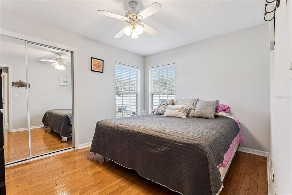 На продажу: $530,000 (4 спален, 2 ванн, 2321 Квадратных фут)