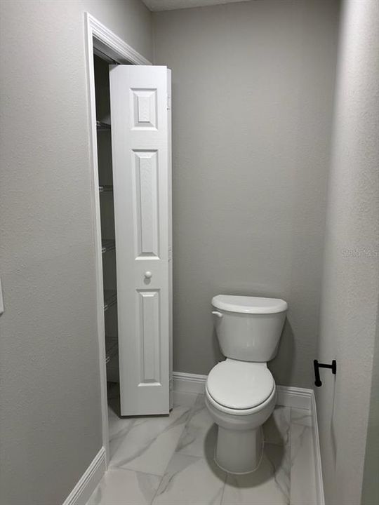 合同活跃: $257,500 (3 贝兹, 2 浴室, 1530 平方英尺)