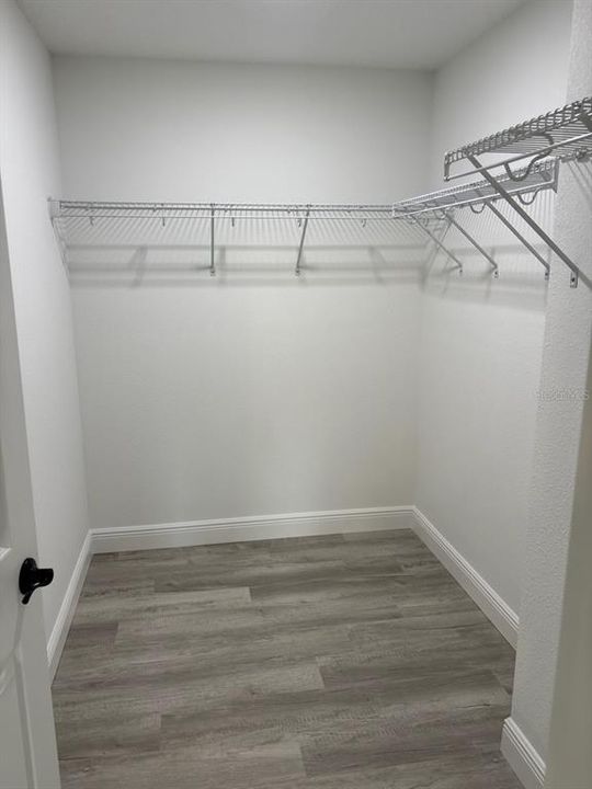 合同活跃: $257,500 (3 贝兹, 2 浴室, 1530 平方英尺)