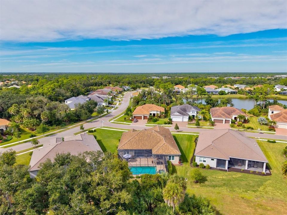 На продажу: $875,000 (3 спален, 3 ванн, 2563 Квадратных фут)