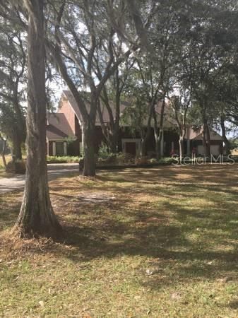 For Sale: $5,900,000 (7 beds, 5 baths, 7621 Square Feet)