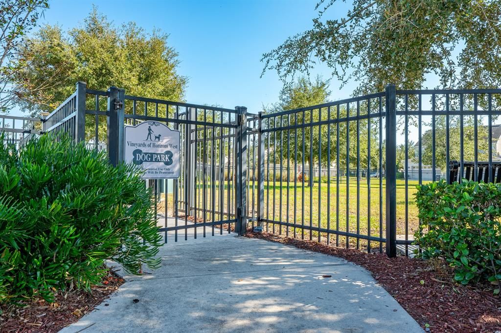 На продажу: $468,000 (3 спален, 2 ванн, 1976 Квадратных фут)