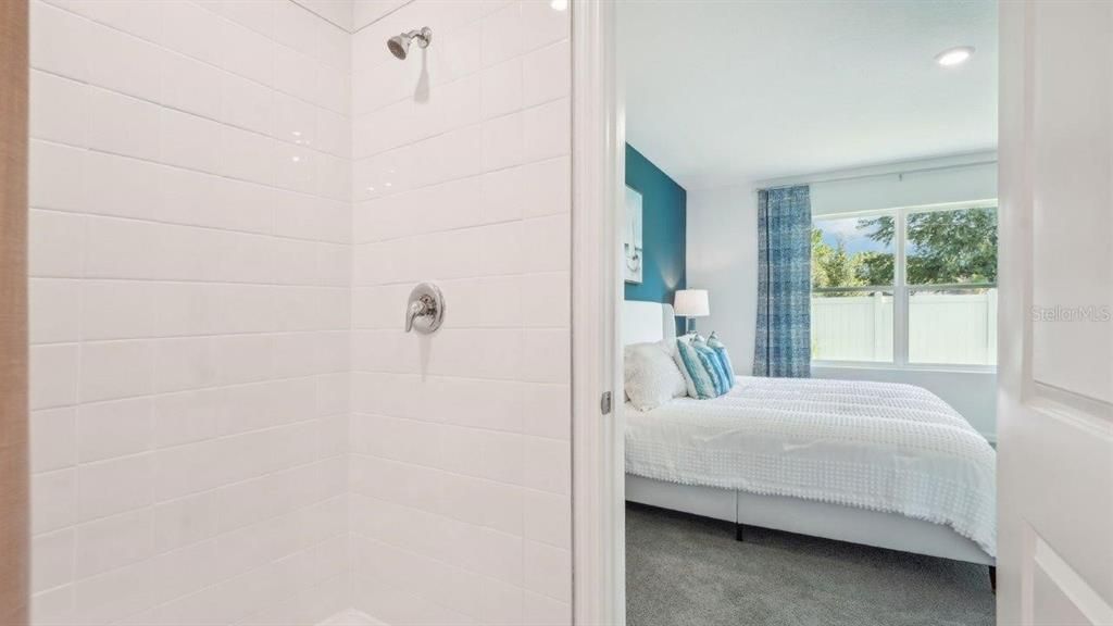 En Venta: $329,990 (3 camas, 2 baños, 1560 Pies cuadrados)