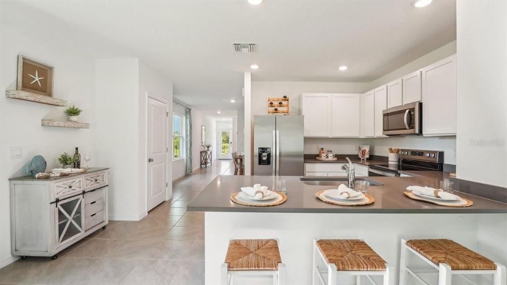 En Venta: $329,990 (3 camas, 2 baños, 1560 Pies cuadrados)