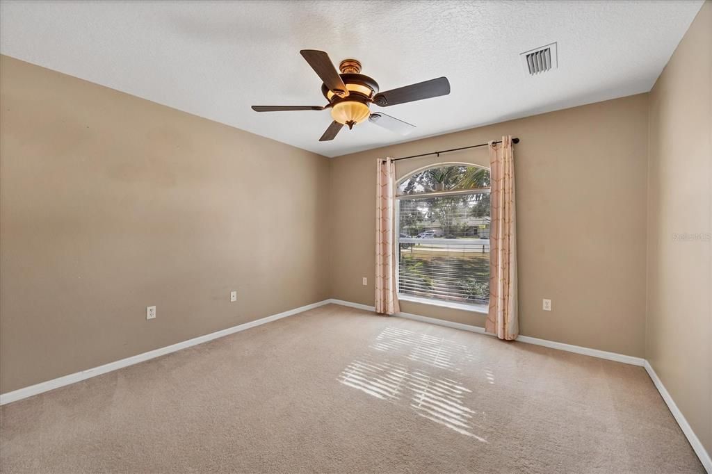 Active With Contract: $389,000 (3 beds, 2 baths, 1572 Square Feet)
