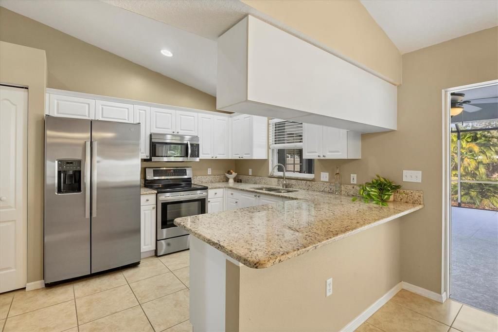 Active With Contract: $389,000 (3 beds, 2 baths, 1572 Square Feet)