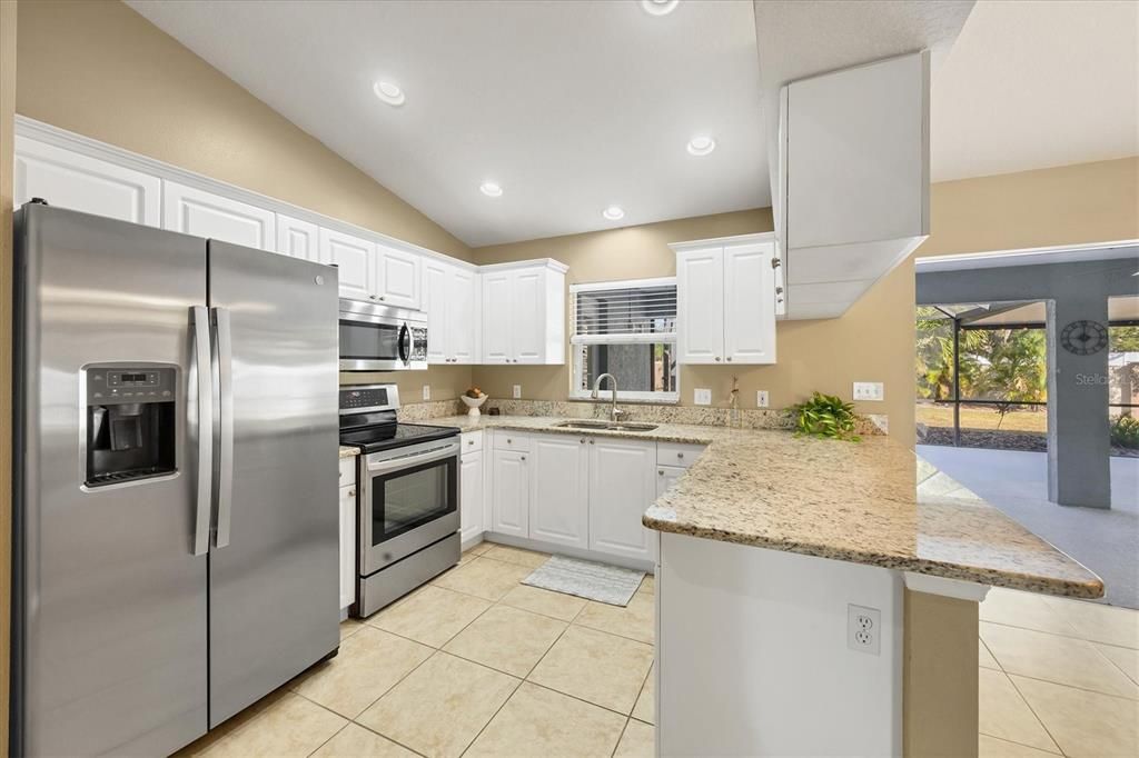 Active With Contract: $389,000 (3 beds, 2 baths, 1572 Square Feet)