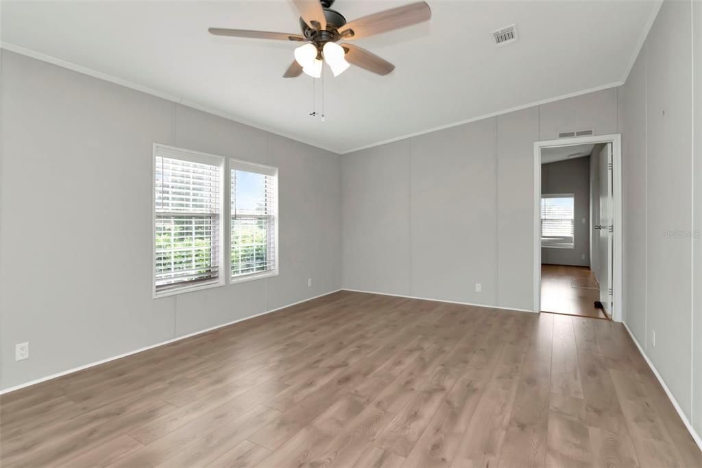 待售: $350,000 (3 贝兹, 2 浴室, 1728 平方英尺)