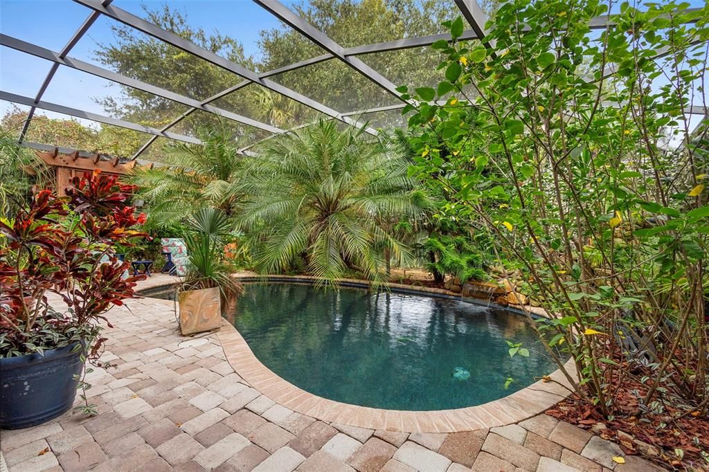 Active With Contract: $410,000 (4 beds, 2 baths, 1550 Square Feet)