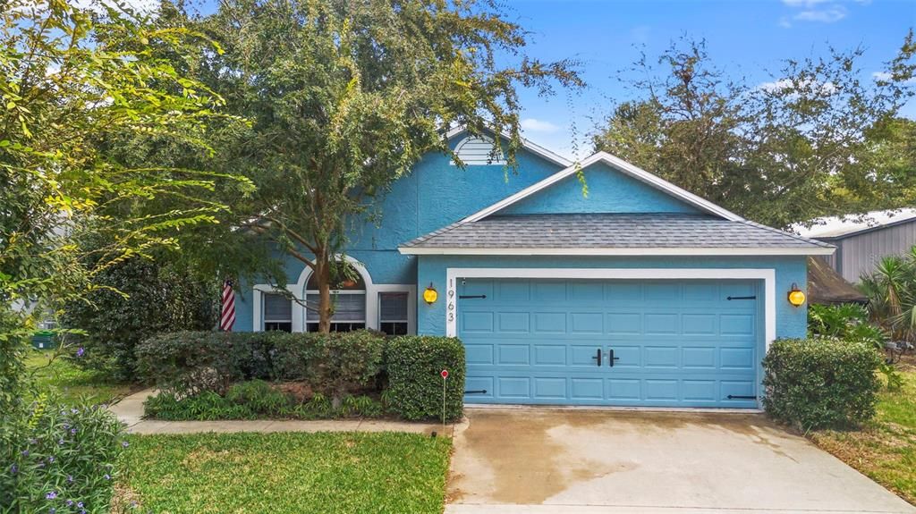 Active With Contract: $410,000 (4 beds, 2 baths, 1550 Square Feet)