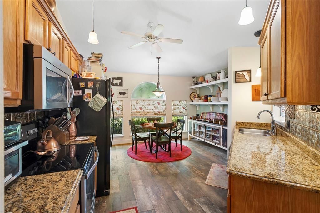 Active With Contract: $410,000 (4 beds, 2 baths, 1550 Square Feet)