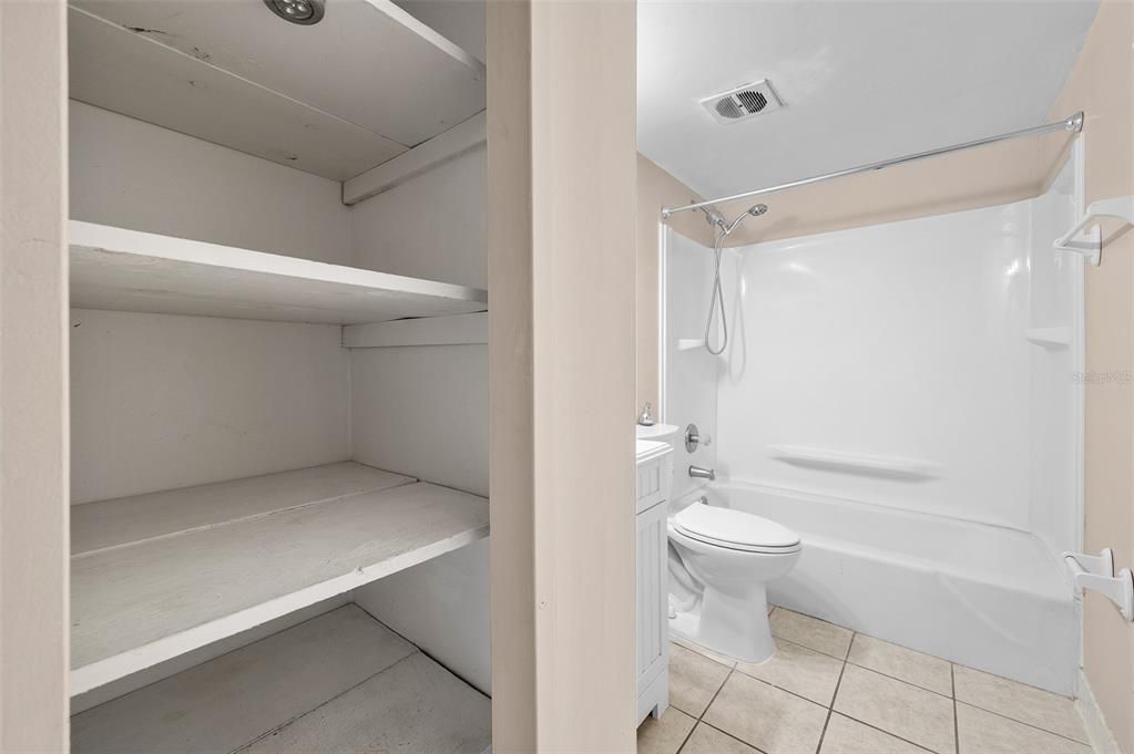 En Venta: $114,900 (1 camas, 1 baños, 574 Pies cuadrados)