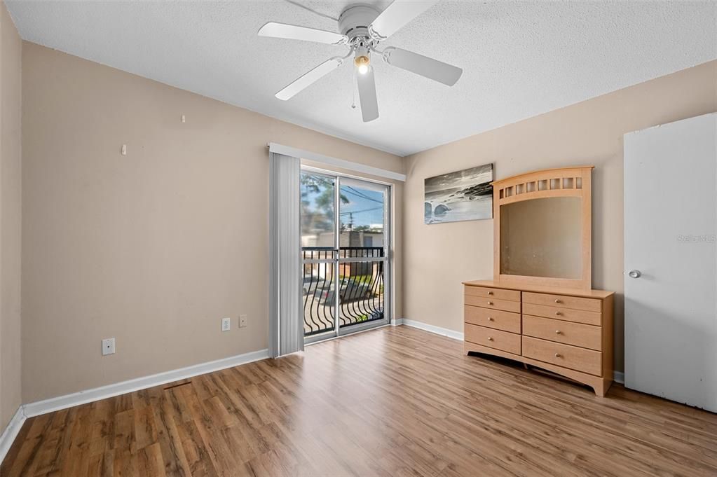 En Venta: $114,900 (1 camas, 1 baños, 574 Pies cuadrados)