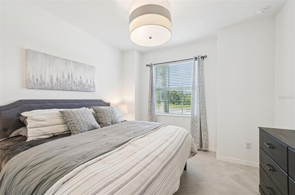 На продажу: $789,900 (4 спален, 2 ванн, 2242 Квадратных фут)