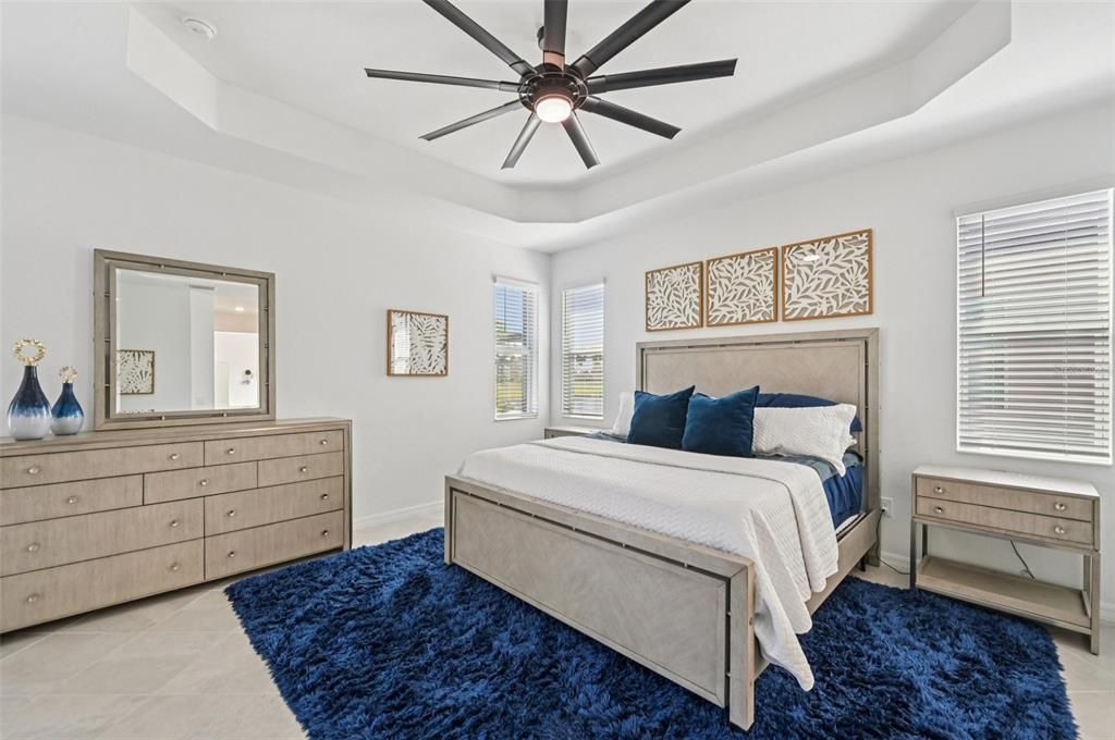 На продажу: $789,900 (4 спален, 2 ванн, 2242 Квадратных фут)