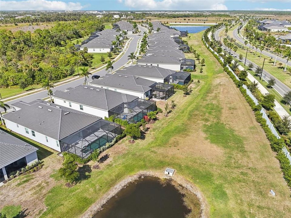 На продажу: $789,900 (4 спален, 2 ванн, 2242 Квадратных фут)