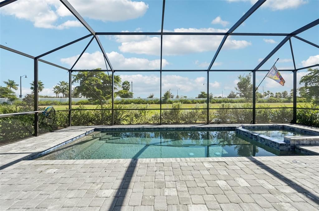 На продажу: $789,900 (4 спален, 2 ванн, 2242 Квадратных фут)