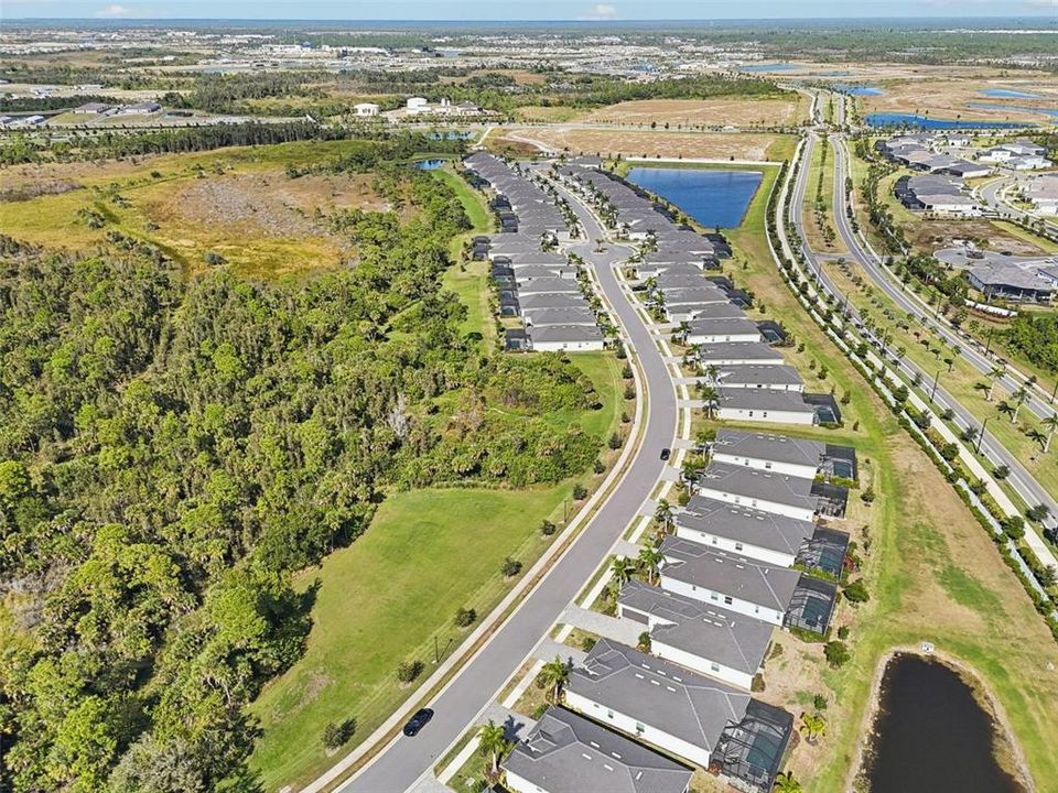 На продажу: $789,900 (4 спален, 2 ванн, 2242 Квадратных фут)