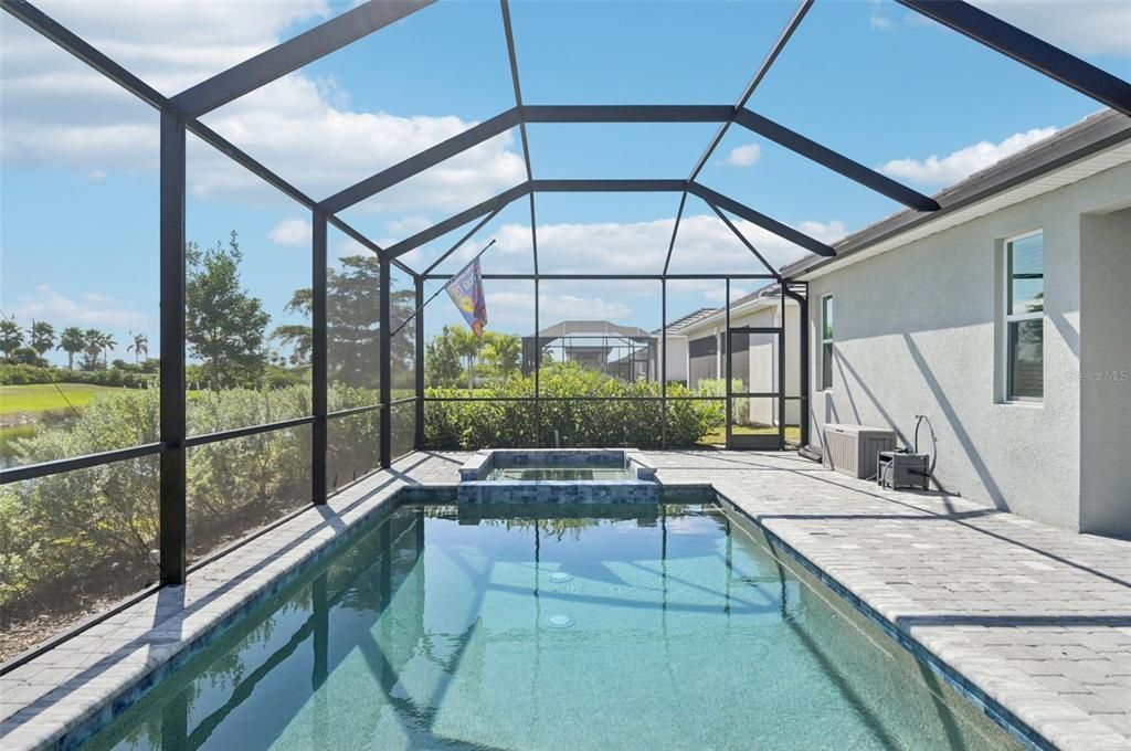 На продажу: $789,900 (4 спален, 2 ванн, 2242 Квадратных фут)