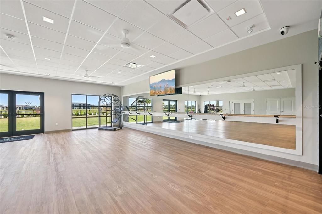 На продажу: $789,900 (4 спален, 2 ванн, 2242 Квадратных фут)