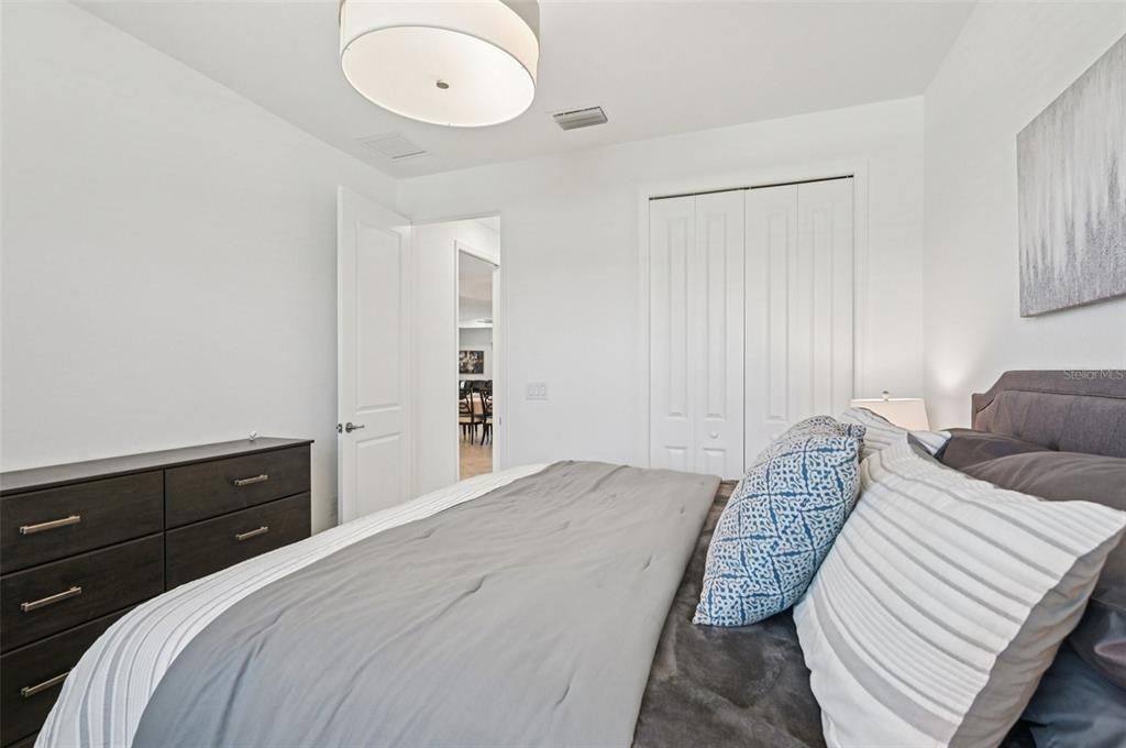 На продажу: $789,900 (4 спален, 2 ванн, 2242 Квадратных фут)