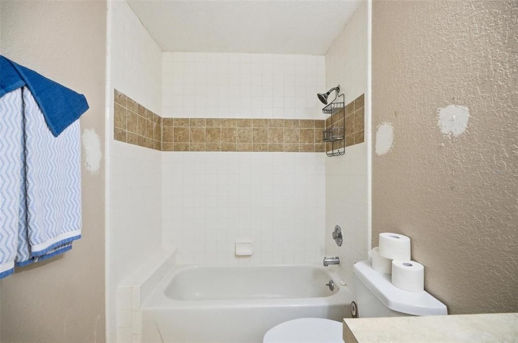 En Venta: $415,000 (3 camas, 2 baños, 1818 Pies cuadrados)