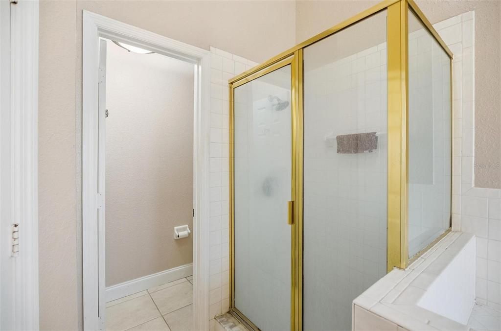 En Venta: $415,000 (3 camas, 2 baños, 1818 Pies cuadrados)