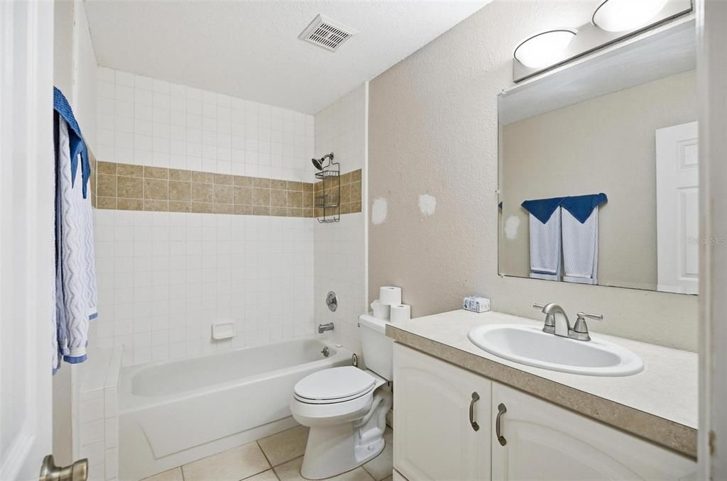 En Venta: $415,000 (3 camas, 2 baños, 1818 Pies cuadrados)