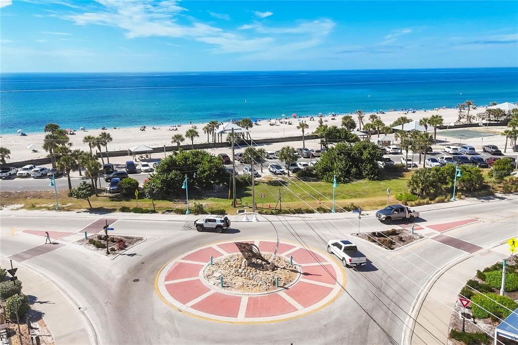 Activo con contrato: $289,900 (2 camas, 2 baños, 1044 Pies cuadrados)