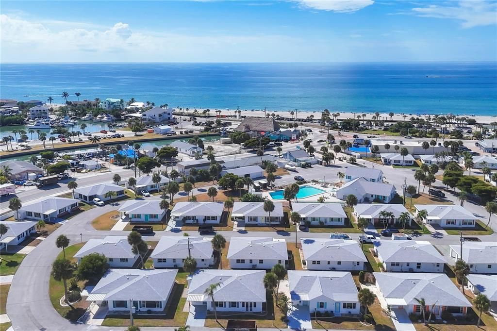 Activo con contrato: $289,900 (2 camas, 2 baños, 1044 Pies cuadrados)