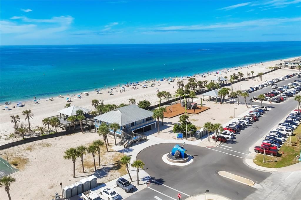 Activo con contrato: $289,900 (2 camas, 2 baños, 1044 Pies cuadrados)