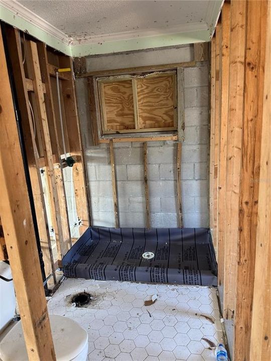 Activo con contrato: $289,900 (2 camas, 2 baños, 1044 Pies cuadrados)