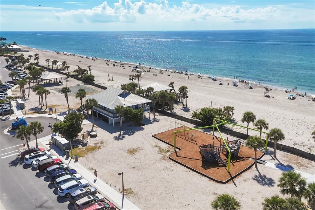 Activo con contrato: $289,900 (2 camas, 2 baños, 1044 Pies cuadrados)