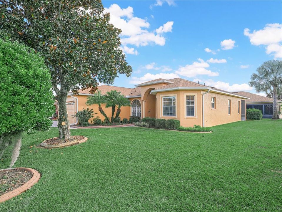 For Sale: $419,000 (3 beds, 2 baths, 2312 Square Feet)