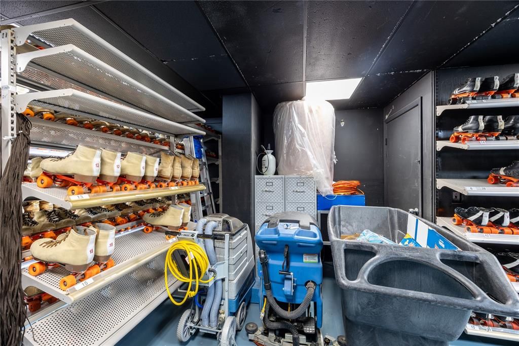 На продажу: $2,695,000 (0 спален, 0 ванн, 23462 Квадратных фут)