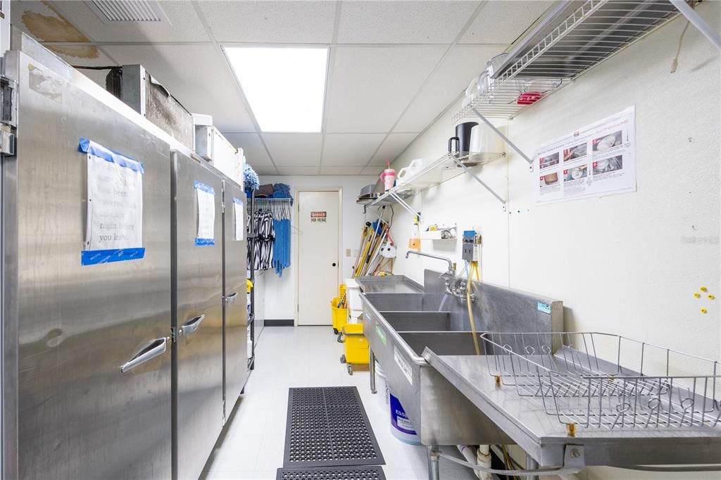 На продажу: $2,695,000 (0 спален, 0 ванн, 23462 Квадратных фут)