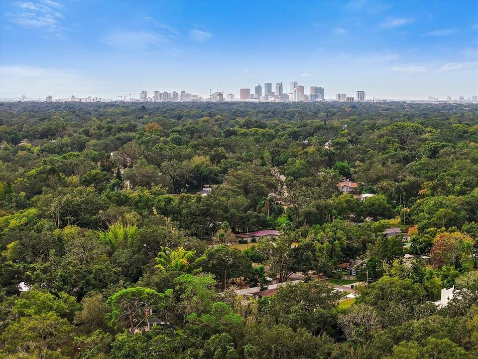 待售: $725,000 (5 贝兹, 4 浴室, 2297 平方英尺)