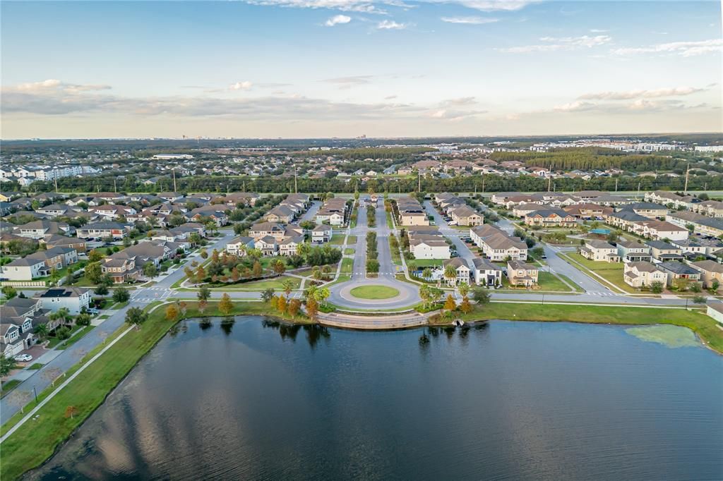 En Venta: $620,000 (4 camas, 3 baños, 2408 Pies cuadrados)