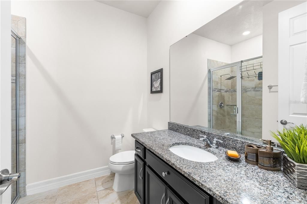 En Venta: $620,000 (4 camas, 3 baños, 2408 Pies cuadrados)