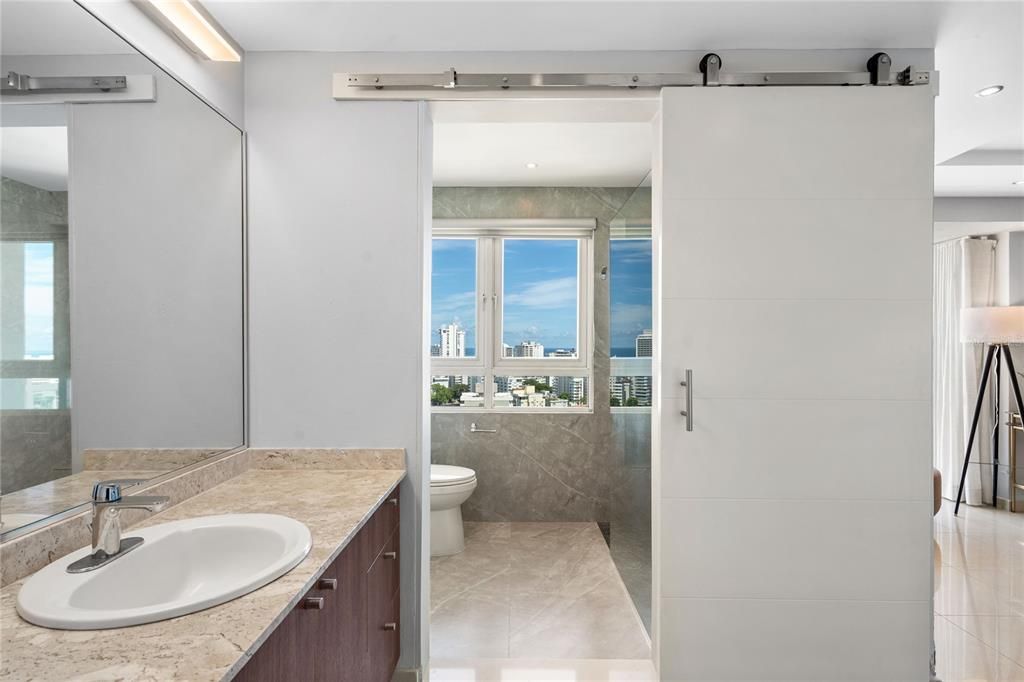 En Renta: $4,950 (2 camas, 2 baños, 1526 Pies cuadrados)