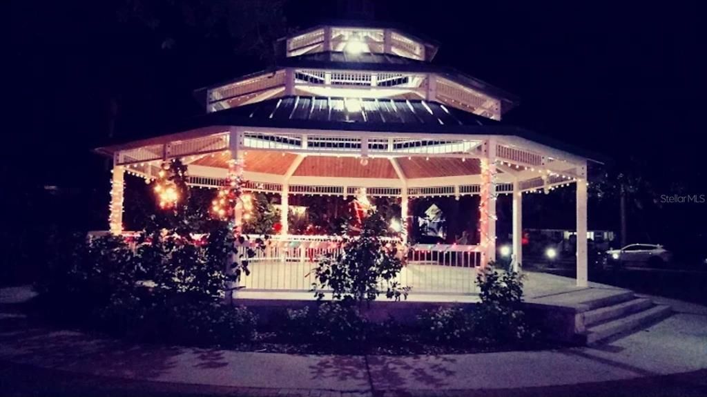 Active With Contract: $740,000 (4 beds, 3 baths, 2482 Square Feet)