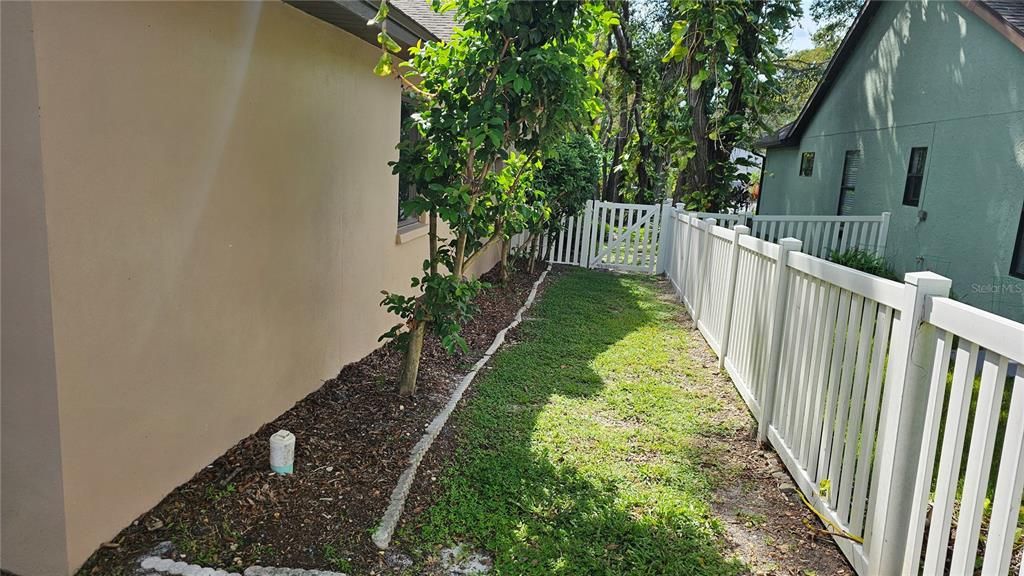 Active With Contract: $740,000 (4 beds, 3 baths, 2482 Square Feet)