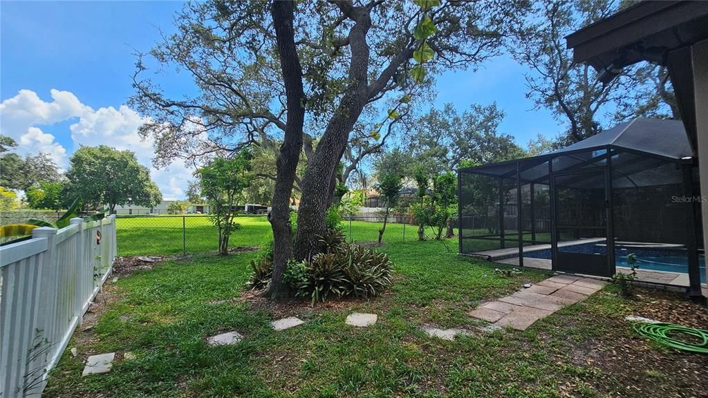 Active With Contract: $740,000 (4 beds, 3 baths, 2482 Square Feet)