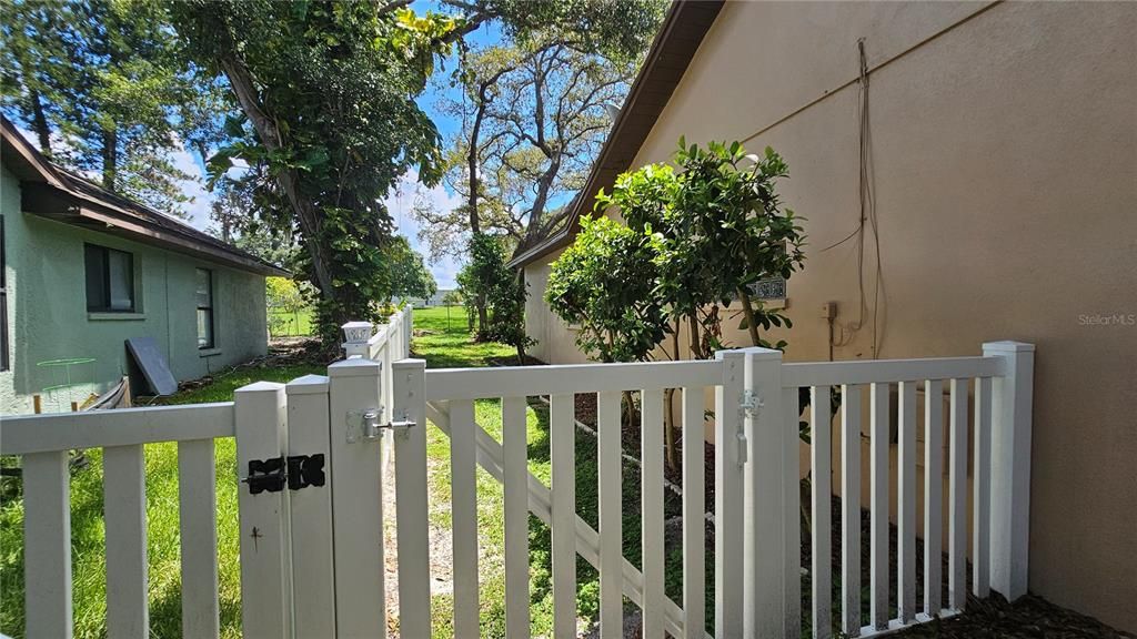 Active With Contract: $740,000 (4 beds, 3 baths, 2482 Square Feet)