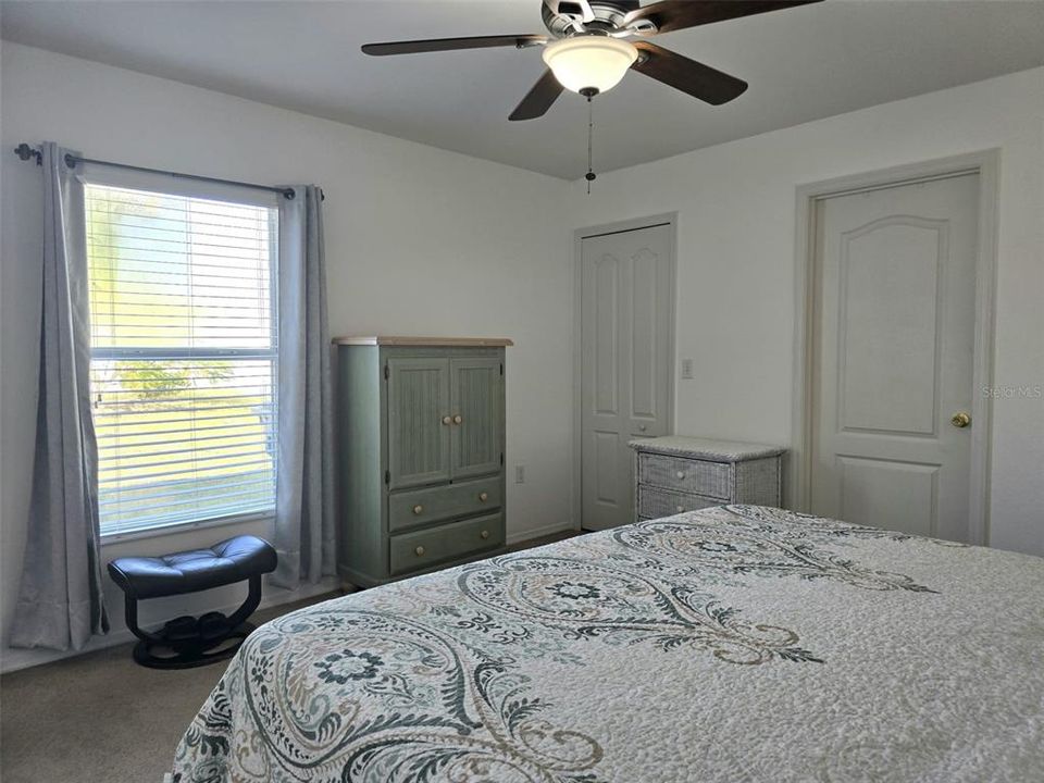 На продажу: $260,000 (3 спален, 2 ванн, 1131 Квадратных фут)